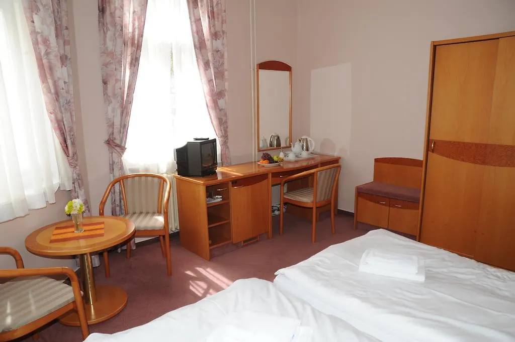 Pension Akropolis, Eco Breakfasts From Farm Marianske Lazne Guest house